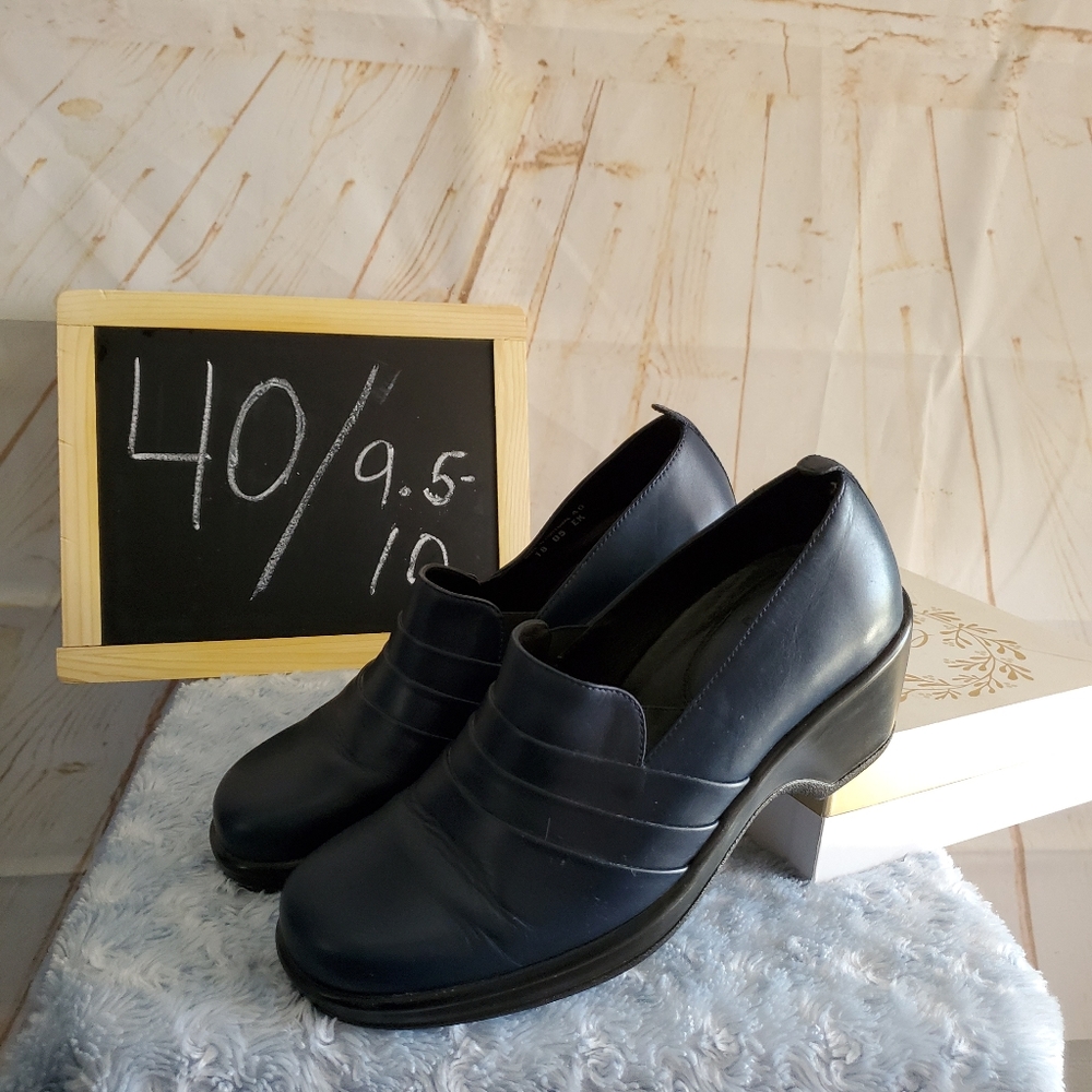 Dansko Blue Clogs Size 40